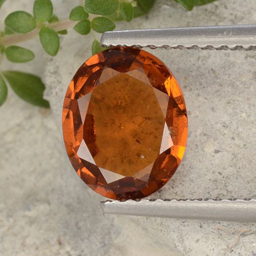 1.90ct Natural Laranja médio-escuro granada hessonita, oval, VS