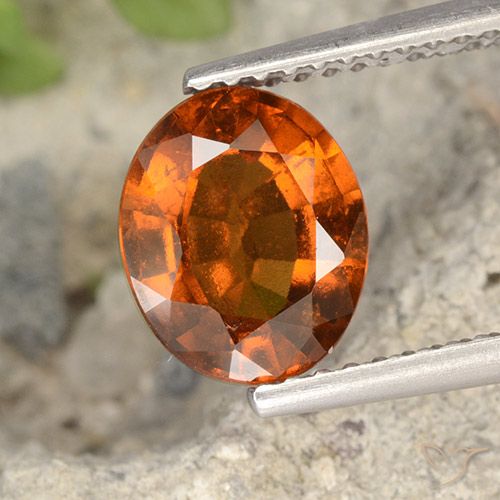 2.07ct Natural Laranja médio-escuro granada hessonita, oval, VS-SI