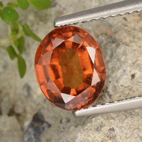 1.99ct Natural Laranja Profundo granada hessonita, oval, VS