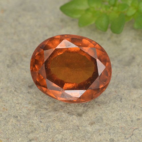 2.70ct Natural Laranja Profundo granada hessonita, oval, VS-SI