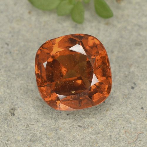 1.86ct Natural Laranja médio-escuro granada hessonita, Almofada, VS-SI