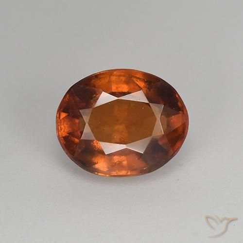 1.37ct Natural Castanho Canela Profundo granada hessonita, oval, VS