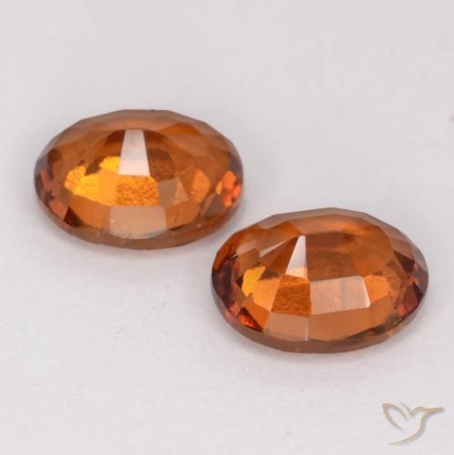 Pedras preciosas de granada hessonita Laranja médio-escuro natural de 2.78 ct, oval, VS