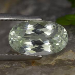 Hidenita Luz verde Natural 3.32ct, Corte Oval, VVS-VS