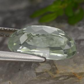 Hidenita Branco Esverdeado Claro Natural 2.44ct, Corte Oval, VVS-VS