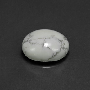 Howlita branco natural 2,60ct, corte oval, opaco