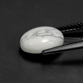 Howlita branco natural 2,69ct, corte oval, opaco