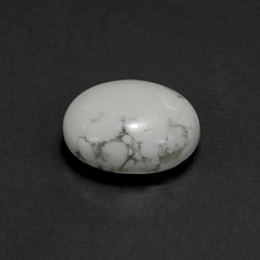 Howlita branco natural 2,55ct, corte oval, opaco
