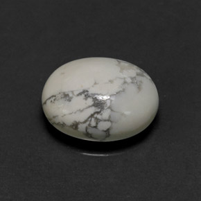 Howlita branco natural 2,65ct, corte oval, opaco