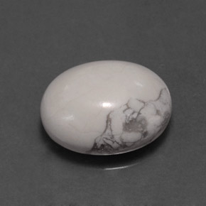 Howlita branco natural 2,70ct, corte oval, opaco