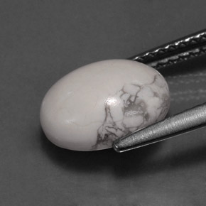 Howlita branco natural 2,70ct, corte oval, opaco