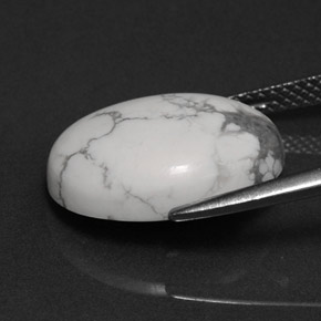Howlita branco natural 8,20ct, corte oval, opaco