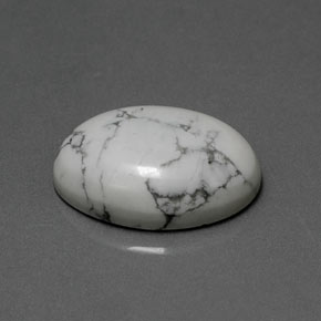 Howlita branco natural 7,88ct, corte oval, opaco