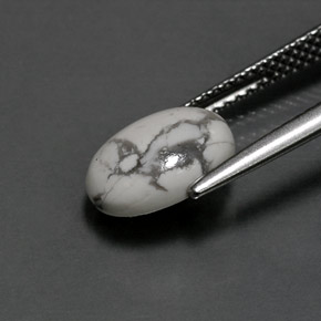 Howlita branco natural 2,48ct, corte oval, opaco