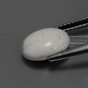 Howlita branco natural 2,32ct, corte oval, opaco