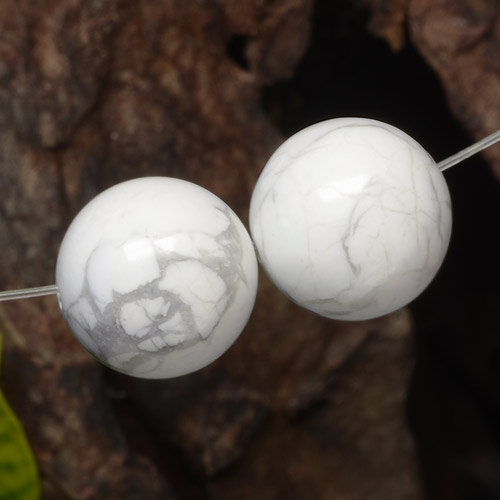 Pedras preciosas de howlita branco natural de 29,96 ct, esfera / bola, opaco