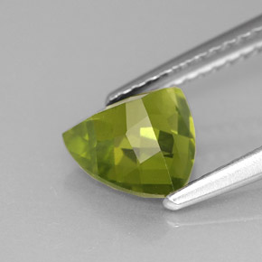 Idocrásio Verde oliva Natural 1.30ct, Trilhão, VS