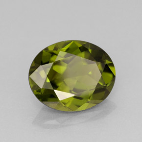 Idocrásio Verde oliva Natural 2.72ct, Corte Oval, VVS-VS