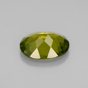 Idocrásio verde natural 2,18ct, corte oval, VVS-VS