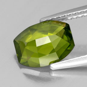 Idocrásio Verde oliva Natural 1.96ct, Almofada cortada, VS
