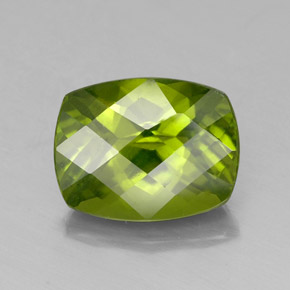 Idocrásio verde natural 2,40ct, almofada cortada, VS