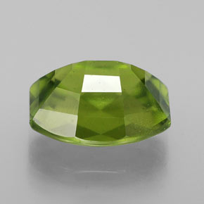 Idocrásio Verde oliva Natural 3.08ct, Forma extravagante, VS