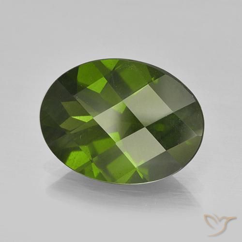 Idocrásio Algas Verdes Natural 6.65ct, oval, VS