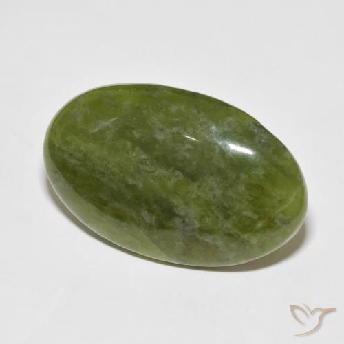 Idocrásio Terra Verde Natural 37.66ct, oval, Opaco