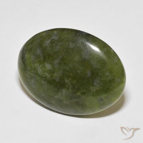 Idocrásio verde quente Natural 47.13ct, oval, Opaco