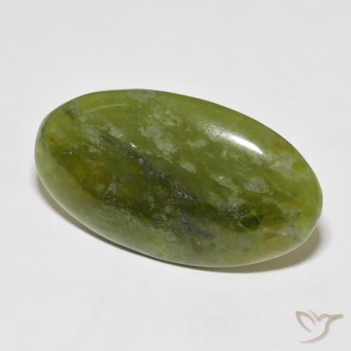 Idocrásio verde natural 38,90ct, corte oval, opaco