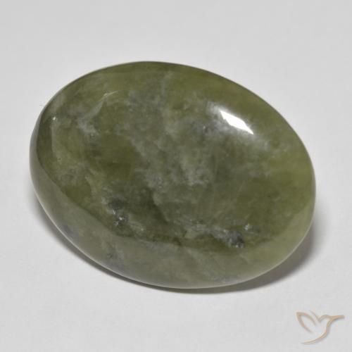 Idocrásio verde escuro Natural 37.66ct, oval, Opaco