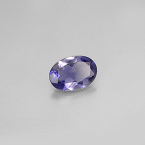 Iolita violeta natural 0,56ct, corte oval, VS