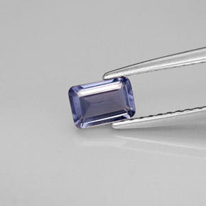 Iolita azul natural 0,45ct, corte esmeralda, VS