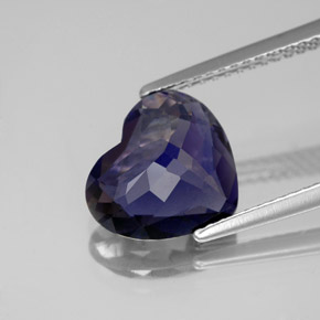 Iolita azul natural 2,46ct, formato de coração, VS