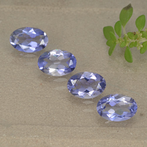 Pedras preciosas de Iolita Azul Violeta Intenso natural de 1.41 ct, Corte Oval, VS