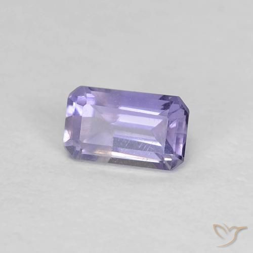Iolita violeta natural 0,28ct, corte esmeralda, VS
