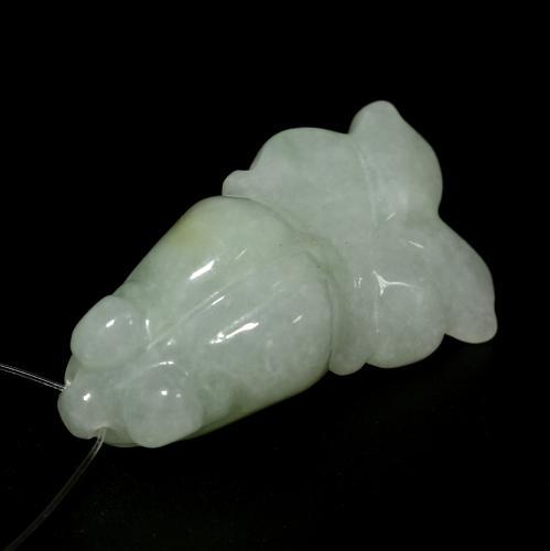Jade verde natural 21,11ct, forma extravagante, translúcido