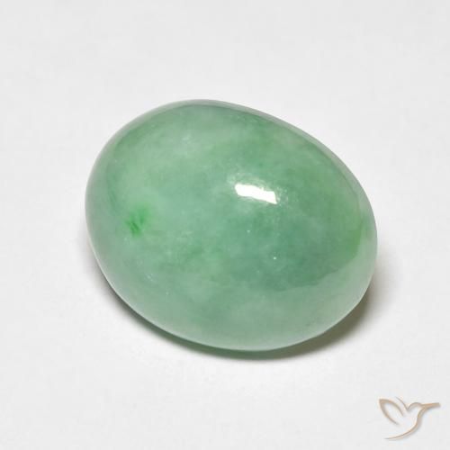Saída Verde Musgo Pálido Natural 4.50ct, oval, Opaco