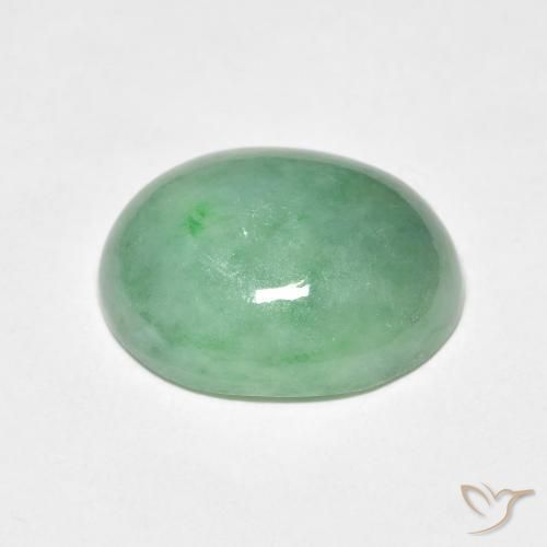 Saída Verde Musgo Pálido Natural 4.50ct, oval, Opaco