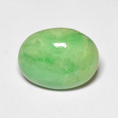 Jade verde natural 4,86ct, corte oval, opaco