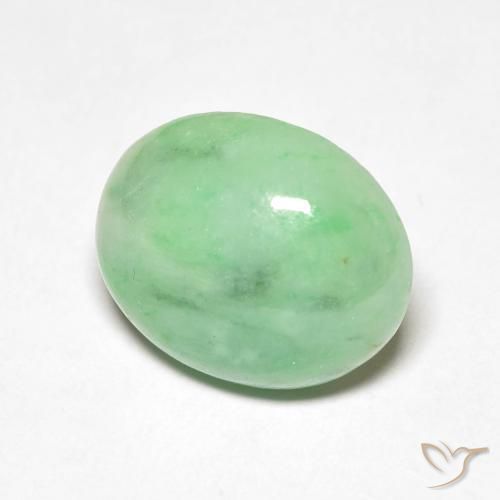 Saída Verde Natural 4.50ct, oval, Opaco