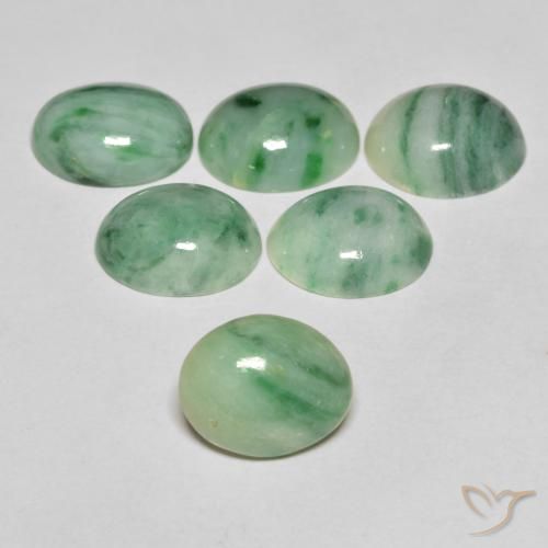 4.51ct Natural Verde médio Saída, oval, Opaco