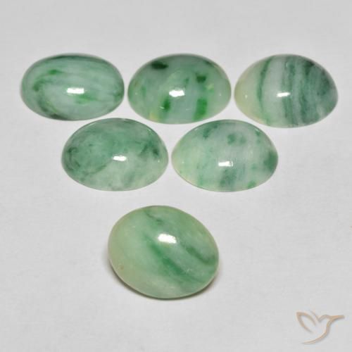 Saída Verde médio Natural 4.51ct, oval, Opaco