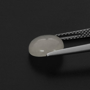 Jadeíta branco natural 2,31ct, corte redondo, translúcido