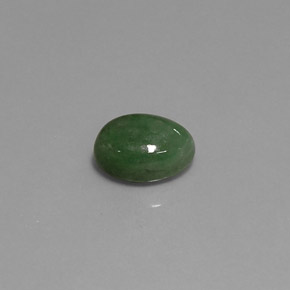 Jadeíta verde natural 2,90ct, corte oval, translúcido