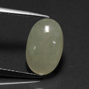 Jadeíta verde natural 3,64ct, corte oval, translúcido