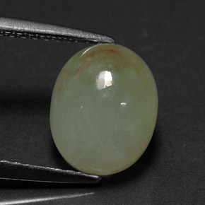 Jadeíta verde natural 3,90ct, corte oval, translúcido