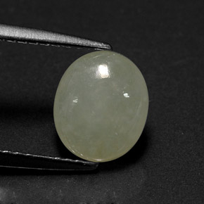 Jadeíta verde natural 1,98ct, corte oval, translúcido