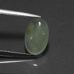 Jadeíta verde natural 1,48ct, corte oval, translúcido