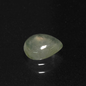 Jadeíta verde natural 0,63ct, formato de pêra, translúcido